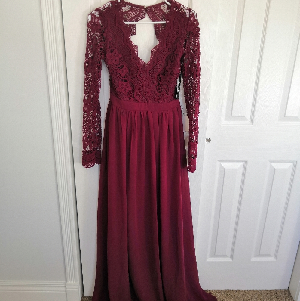 Lulu's Formal Long Sleeve Lace Dress